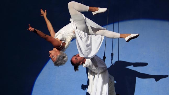 Vertical Dance-Χορεύοντας στους τοίχους