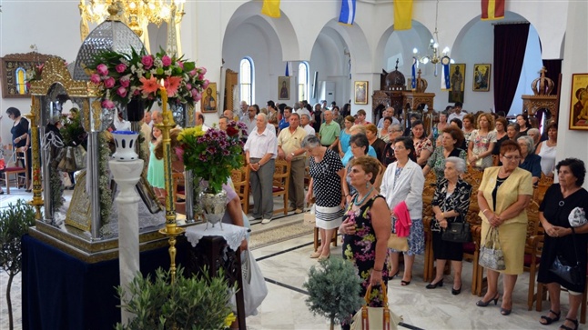 Αρχιερατική Θεία Λειτουργία εις τον Ι.Ν. Κοιμήσεως της Θεοτόκου και Αγ. Κυρίλλου και Μεθοδίου-Περιβολακίου