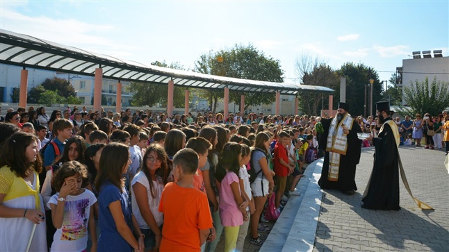 (Δελτίο Τύπου) Αγιασμός για τη νέα σχολική χρονιά εις την Ιερά Μητρόπολη Λαγκαδά, Λητής και Ρεντίνης