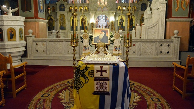 (Δελτίο Τύπου) Αρχιερατική Θεία Λειτουργία επί τη εορτή του Αγ. Σπυρίδωνος και Αρχιερατικό Μνημόσυνο του Μακαρ. Μητροπολίτου κυρού Σπυρίδωνος