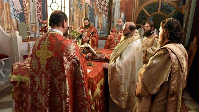 (Φωτογρ. Υλικό) Παραμονή των Χριστουγέννων εις τον Ιερό Μητροπολιτικό Ναό Αγ. Παρασκευής - Λαγκαδά