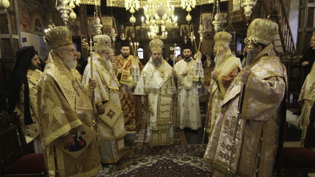 (Αναδημοσίευση) Πολυαρχιερατικό Συλλείτουργο στην Αρναία 