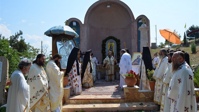 Αρχιερατική Θεία Λειτουργία στο ιερό προσκύνημα διελεύσεως του...