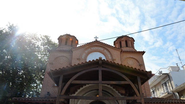 (Φωτογρ. Υλικό) Αρχιερατική Θεία Λειτουργία εις τον Ιερό Ναό Κοιμήσεως της Θεοτόκου - Λαγκαδά