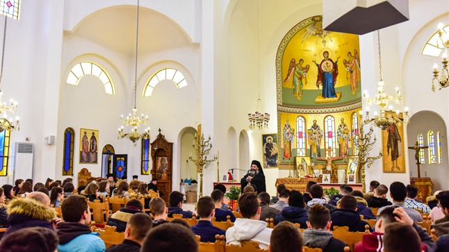 (Δελτίο Τύπου) Συνάντηση του Σεβασμιωτάτου κ. Ιωάννου με μαθητές του Γενικού Λυκείου - Λαγκαδά