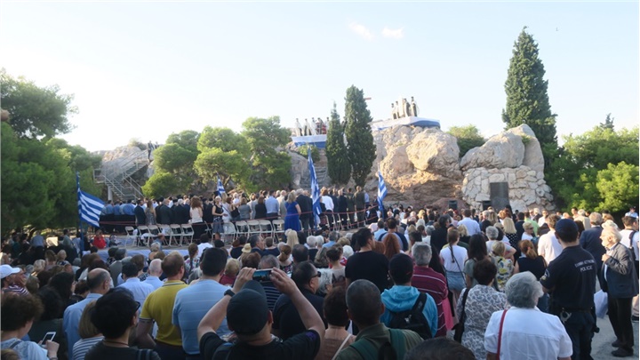 (Δελτίο Τύπου) ΤΟΝ ΕΣΠΕΡΙΝΟ ΕΠΙ ΤΟΥ ΑΡΕΙΟΥ ΠΑΓΟΥ ΤΕΛΕΣΕ ΑΠΟΨΕ Ο ΜΑΚΑΡΙΩΤΑΤΟΣ ΑΡΧΙΕΠΙΣΚΟΠΟΣ ΑΘΗΝΩΝ & ΠΑΣΗΣ ΕΛΛΑΔΟΣ κ. ΙΕΡΩΝΥΜΟΣ Β` 