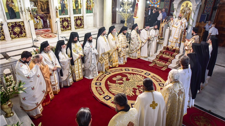 (Δελτίο Τύπου) Πανηγυρική Αρχιερατική Θεία Λειτουργία επί τη εορτή της Συνάξεως του Αγίου Πνεύματος εις τον Ι.Ν. Αγίας Τριάδος Θεσσαλονίκης