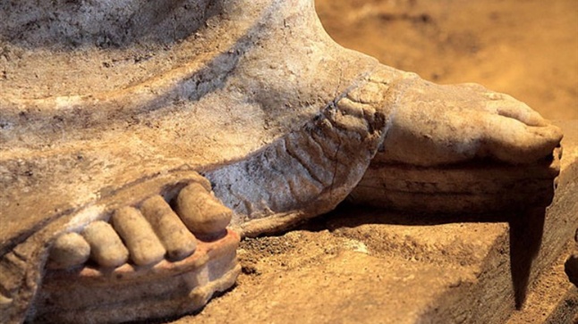 Amphipolis: The Caryatids have been fully unearthed