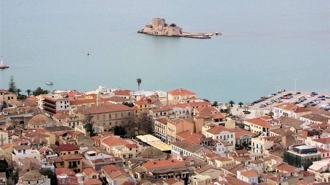 'Οταν το Ναύπλιο μαγεύει τον επισκέπτη ακόμη και το φθινόπωρο