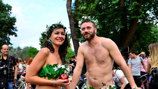 8η Διεθνής Γυμνή Ποδηλατοδρομία