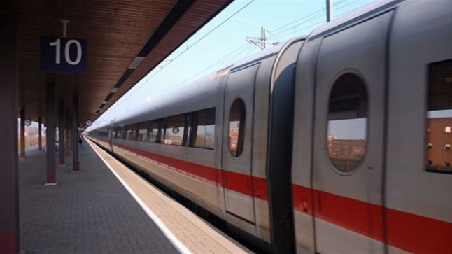 In Thessaloniki International Fair by train