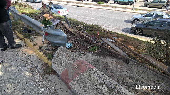 Must see | Το σημείο δυστυχήματος του τραγουδιστή Παντελή Παντελίδη - Ζωντανά Ρεπορτάζ Livemedia