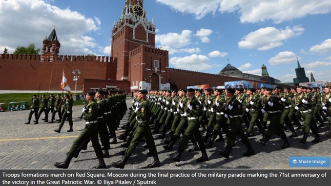 Ρωσία: Μεγαλειώδης παρέλαση για την 71η επέτειο της νίκης επί...