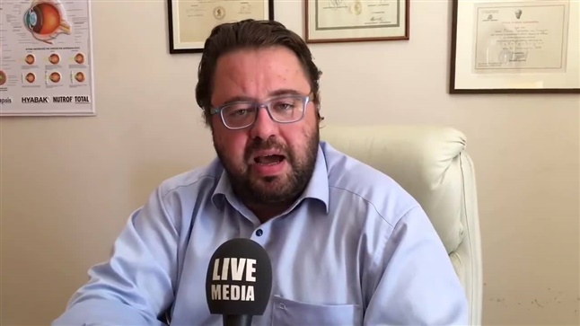 Ωχρά κηλίδα - Συμπτώματα & Θεραπεία | Τρύφωνας Ρότσος, Χειρουργός Οφθαλμίατρος, Διδάκτωρ Πανεπιστημίου Αθηνών