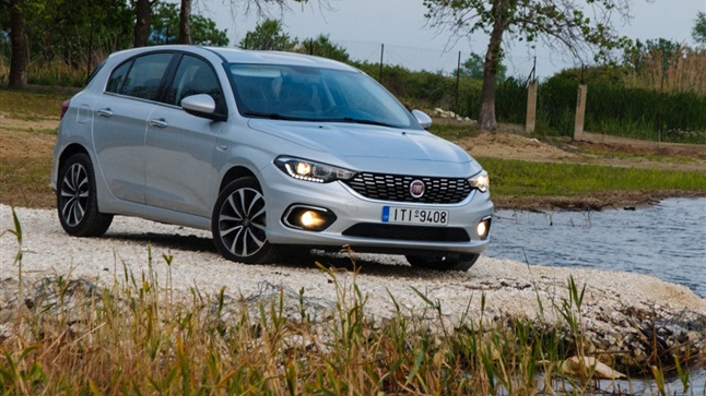 The new Fiat Tipo Hatchback 1.6 MTJ at Livemedia: Sleek and Affordable!