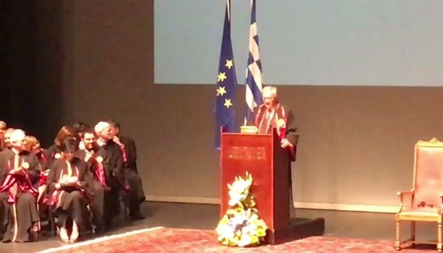 Επίτιμος Διδάκτορας της Νομικής ο Jean Claude Juncker.   Σε επίτιμο...