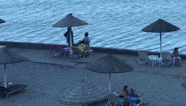 Η Σπιναλόγκα της ΕύβοιαςΣτην επιβλητική και μοναδική παραλία...