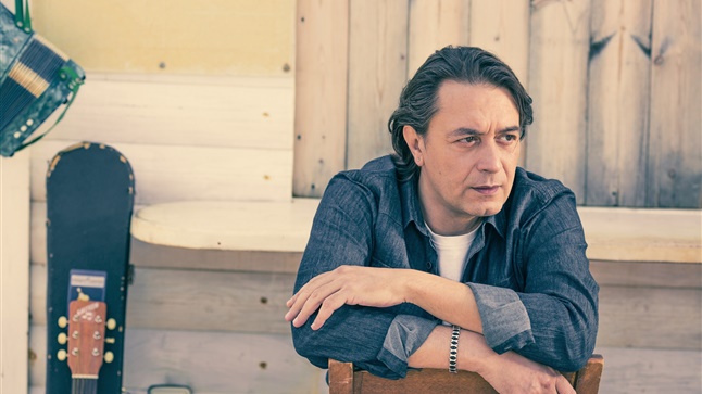 Φεστιβάλ Μονής Λαζαριστών: Γιάννης Κότσιρας - Μαζί του η Μιρέλα...