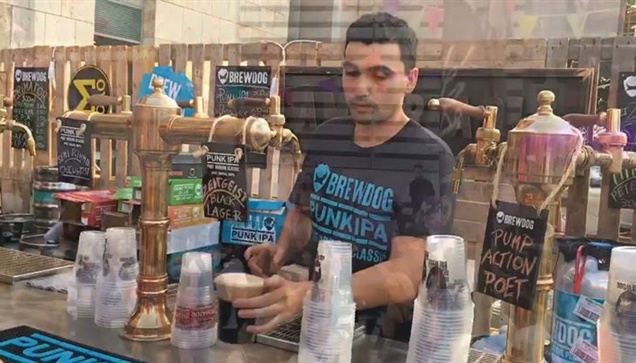 Ξανθιές, μαύρες, πίκρες και φρουτώδες. Οι Θεσσαλονικείς τις αγαπάνε...