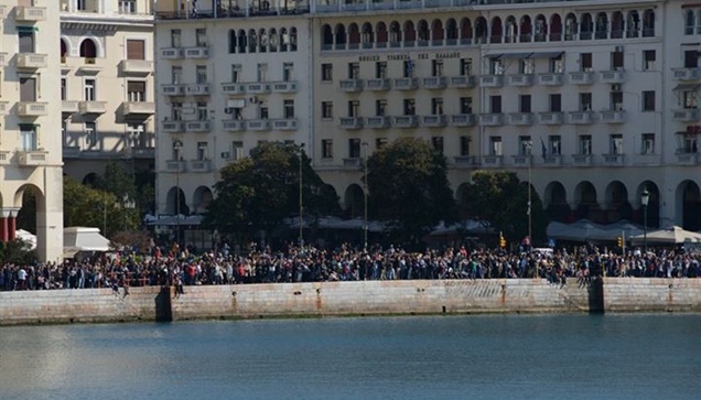 Εντυπωσιακή η επίδειξη από τις μονάδες του Πολεμικού Ναυτικού....
