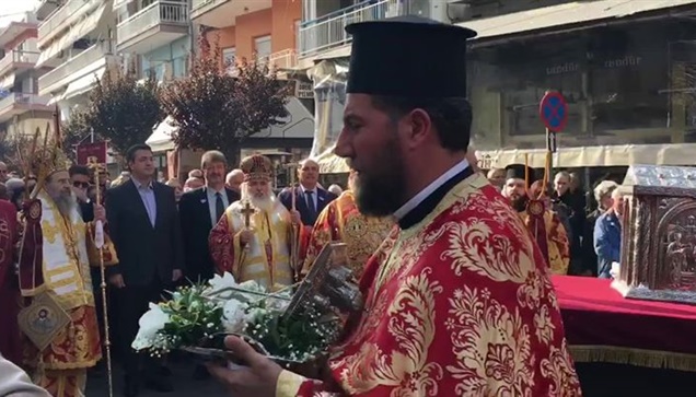 Η Νεάπολη Θεσσαλονίκης γιορτάζει.    Στον μητροπολιτικό ναό Νεαπόλεως...