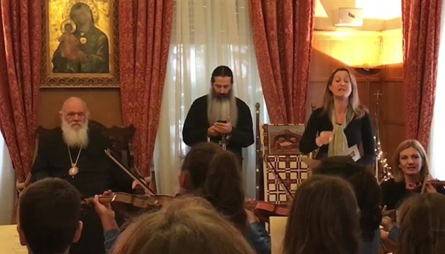 Ψάλαμε  τα κάλαντα στον Αρχιεπίσκοπο

Ο Μακαριώτατος Αρχιεπίσκοπος Αθηνών κ. Ιερ...