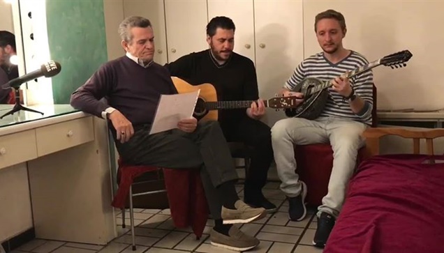 Ο Γιώργος Μαργαρίτης στο Γυάλινο Θέατρο

Ο άρχοντας του λαϊκού τραγουδιού, ο Γιώ...