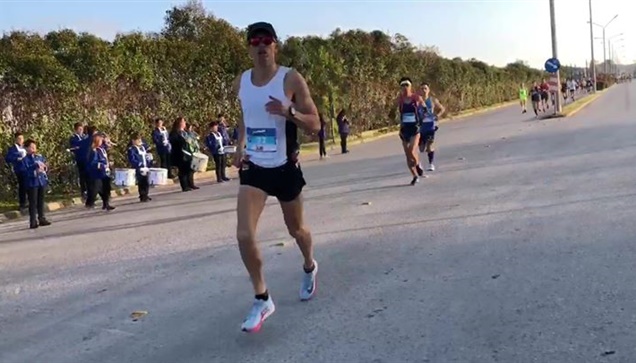 Σε εξέλιξη ο 13ος Διεθνής Μαραθώνιος Μέγας Αλέξανδρος.  #Sports