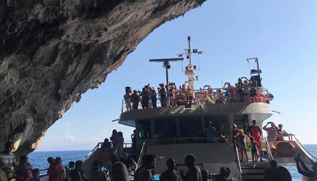 Σπηλιά Παπανικολή. Μεγανήσι. #Livemedianews