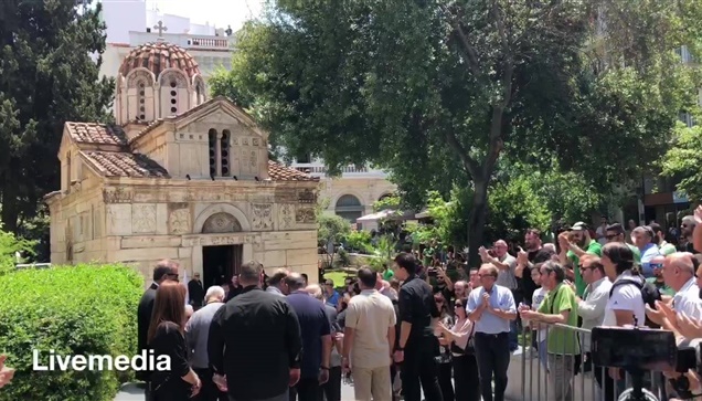 Η άφιξη του Θανάση Γιαννακόπουλου στη Μητρόπολη Αθηνών -  Το...