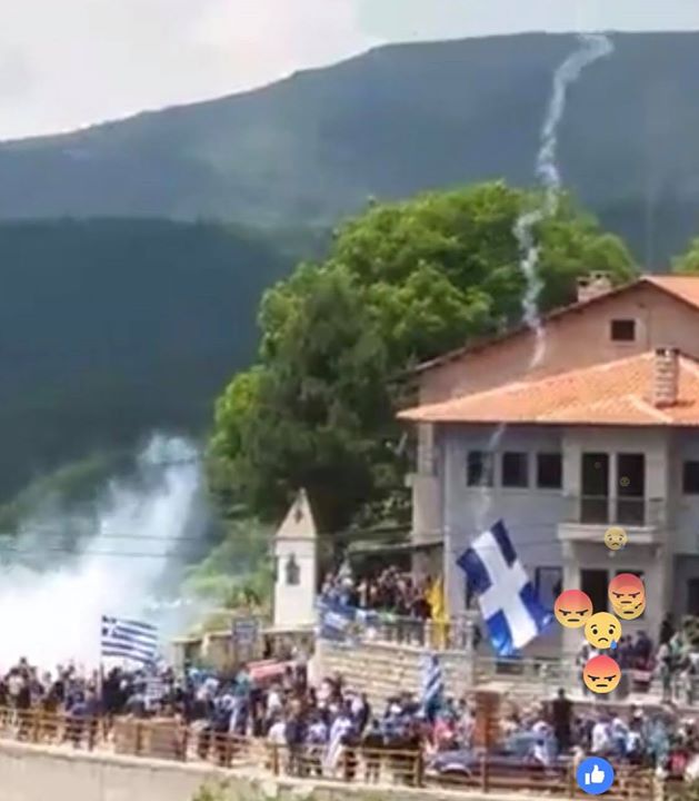 Επίδειξη δύναμης στη Φλώρινα. Το να χτυπάς κόσμο, νέους, γέρους...