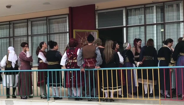 Μουσικοχορευτική παράσταση του Χορευτικού Λαογραφικού Ομίλου...