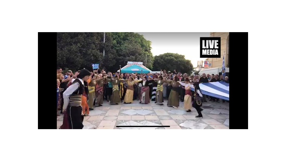 Κρήτες και πόντιοι στα Χανιά για τη Μακεδονία!   https://www.facebook.com/liveme...