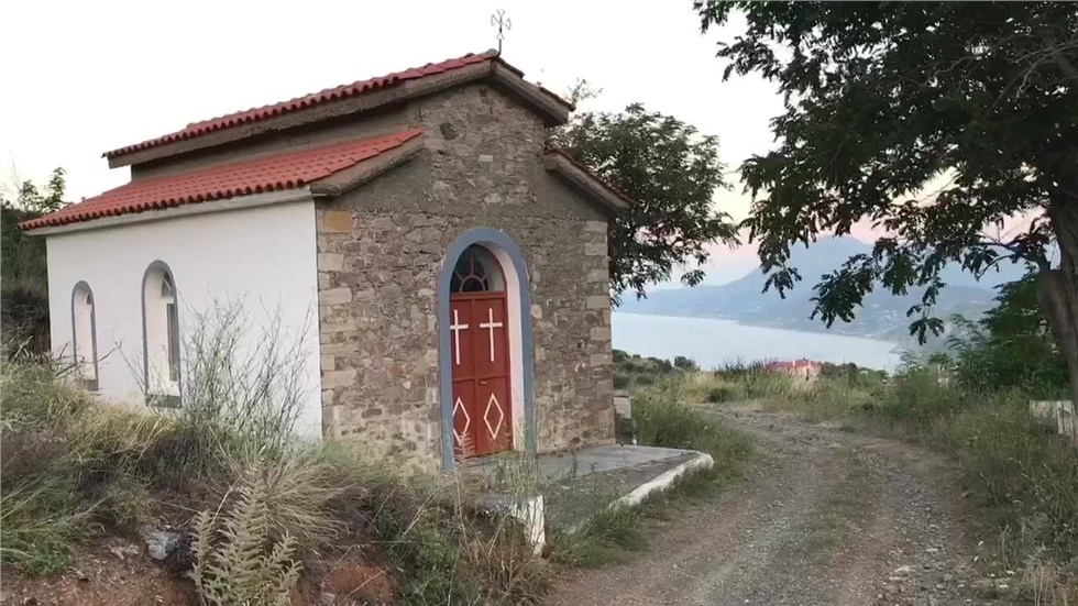 Ιερή ώρα το βασίλεμα του ήλιου   Του  ΦΩΤΗ ΚΟΝΤΟΓΛΟΥ  Από μικρό...