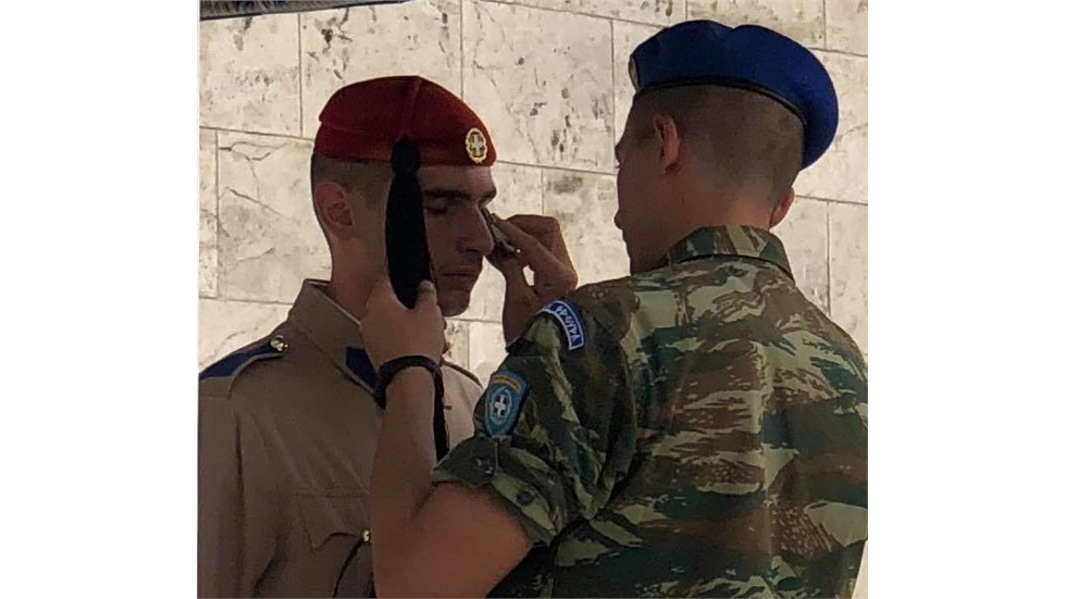 Ημέρα καύσωνα και σήμερα στην Αθήνα και ο κόσμος ψάχνει τρόπους...