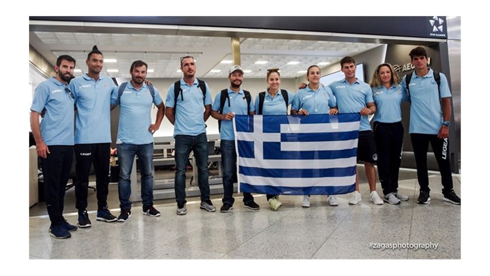 ΓΙΑ ΤΟ ΑΑΡΧΟΥΣ ΑΝΑΧΩΡΗΣΑΝ ΣΗΜΕΡΑ ΤΟ ΠΡΩΙ ΟΙ ΠΡΩΤΟΙ ΙΣΤΙΟΠΛΟΟΙ...