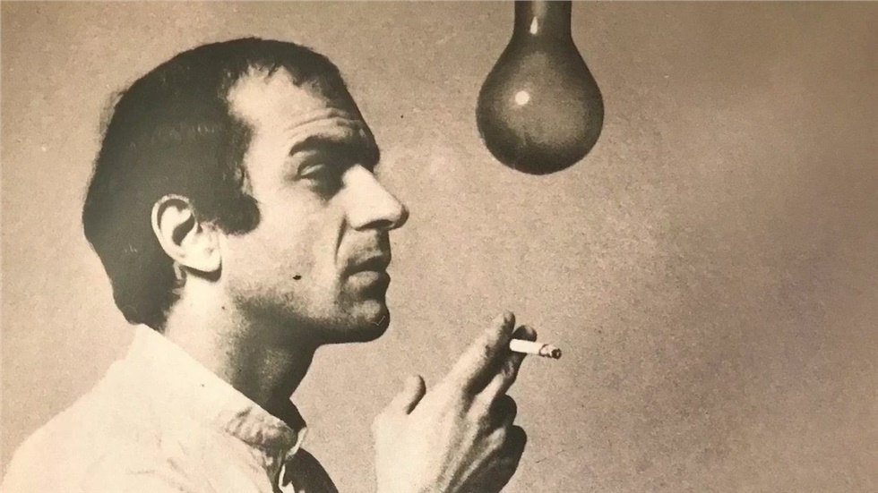 Ο Αλέκος Φασιανός στη Γαλλία  O Aλέξης Βερούκας συνομιλεί με...