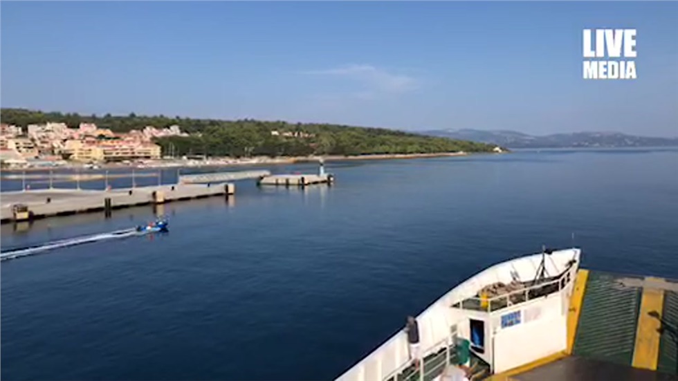 Με την «παντόφλα» απο το Αργοστόλι στο Ληξούρι    #live #summeringreece