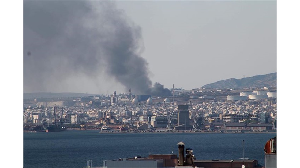 Πυρκαγιά  σε εξέλιξη στη Νέα Μεσήβρια Θεσσαλονίκης.  Πυρκαγιά...