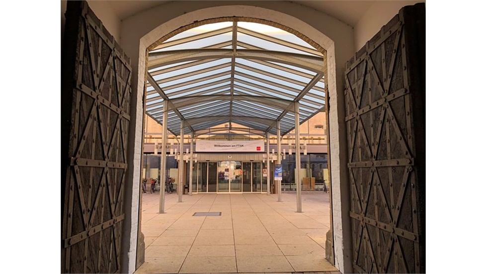 Πανεπιστήμιο Διερμηνέων - Μεταφραστών και γλωσσολογίας στο Germerheim...