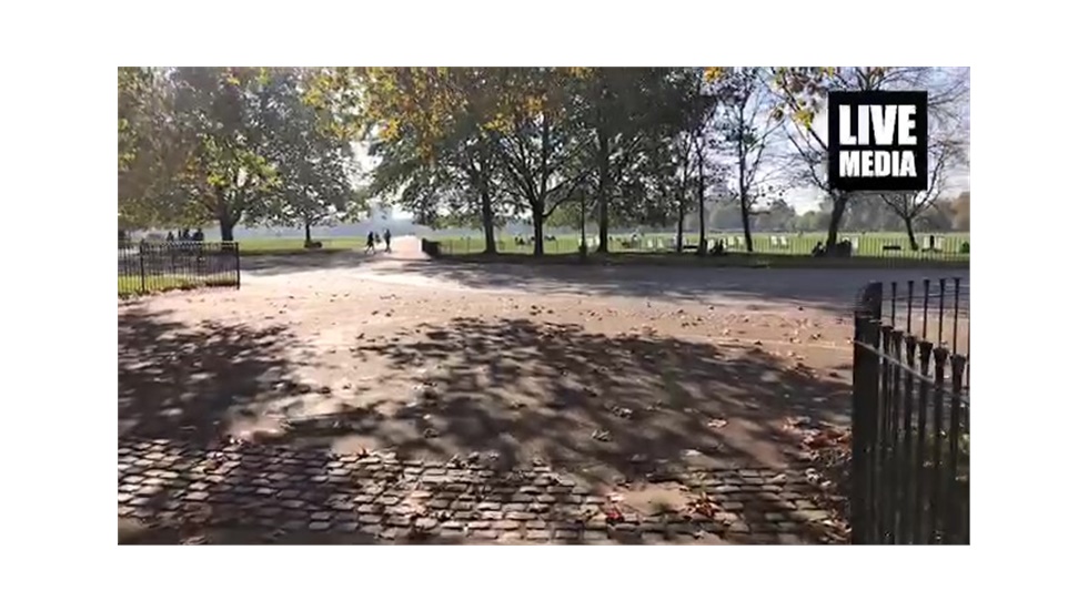 Hyde Park looks so nice with this hot and sunny weather!   #hydepark...