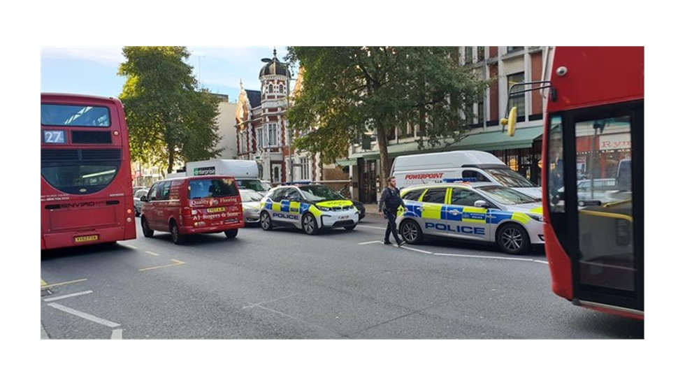 Two people were stabbe...