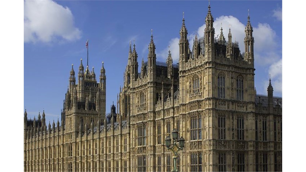 Hammond: No deal Brexit would be a terrible outcome for UK economy...