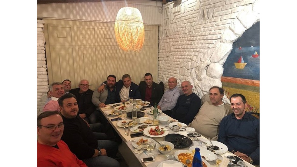 Στη Γλυφάδα, στην Κερατέα και στο Γαλάτσι ο υποψήφιος Περιφερειάρχης...