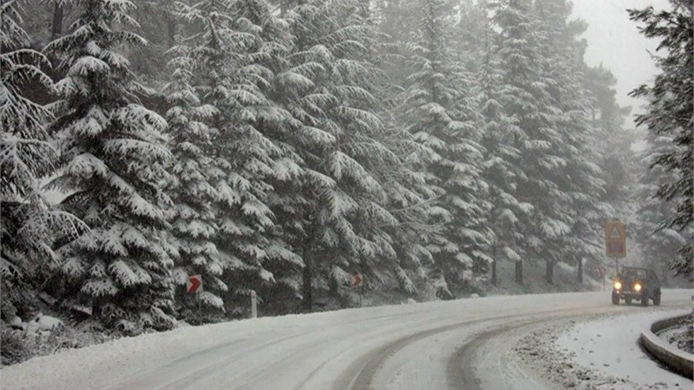 Με έντονη χιονόπτωση ξεκίνησε το 2019 στη Θεσσαλονίκη