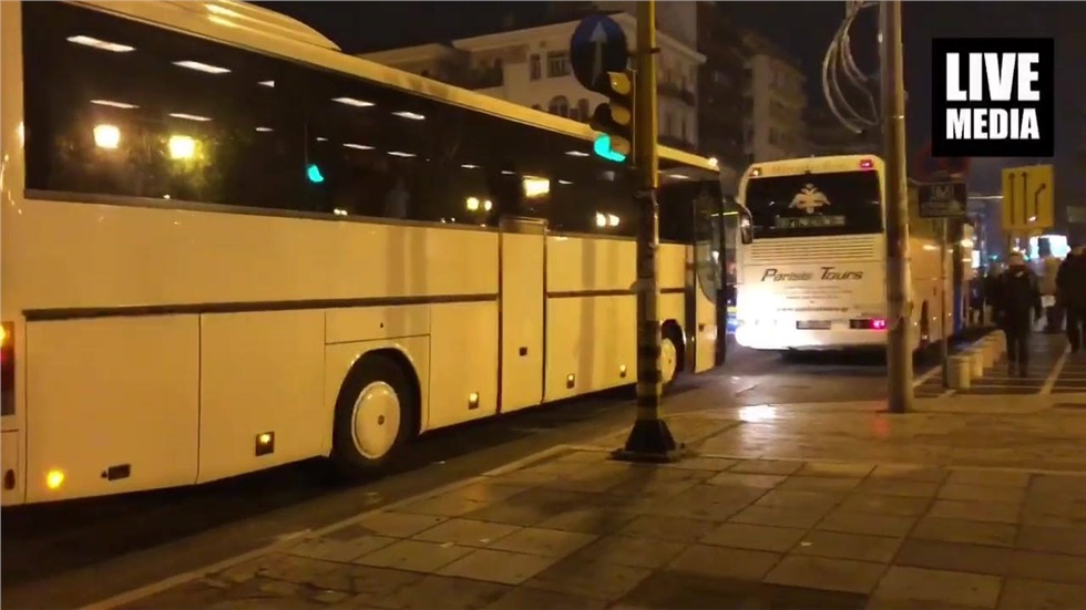 Αναχωρούν τα Λεωφορεία από την Θεσσαλονίκη για το μεγάλο Συλλαλητήριο...
