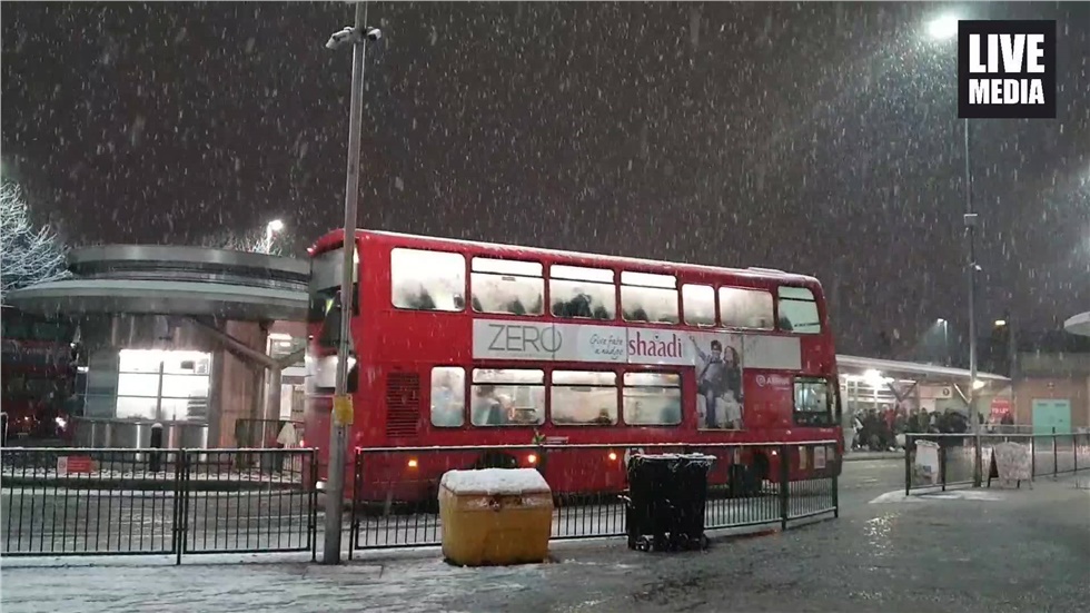 First snow of the year in London!  #snow #london #weather