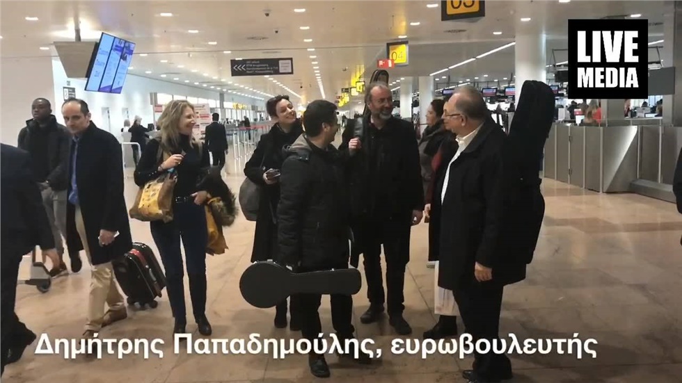 O κιθαρίστας Δημήτρης Παπαδημούλης   Οργανοπαίχτης δήλωσε στο...