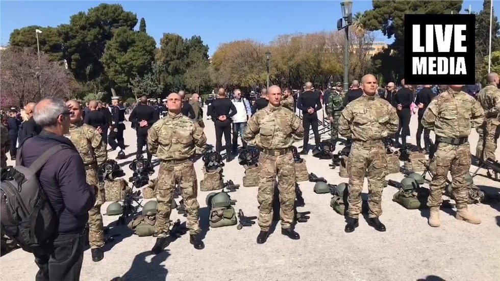 Δείτε την Μονάδα Υποβρύχιων Αποστολών, λίγο πριν την Στρατιωτική...