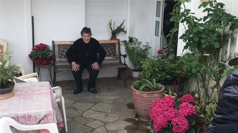 Λαζαράκια και κουλούρια με συνταγή από την Ίμβρο έφτιαξε η γιαγιά...